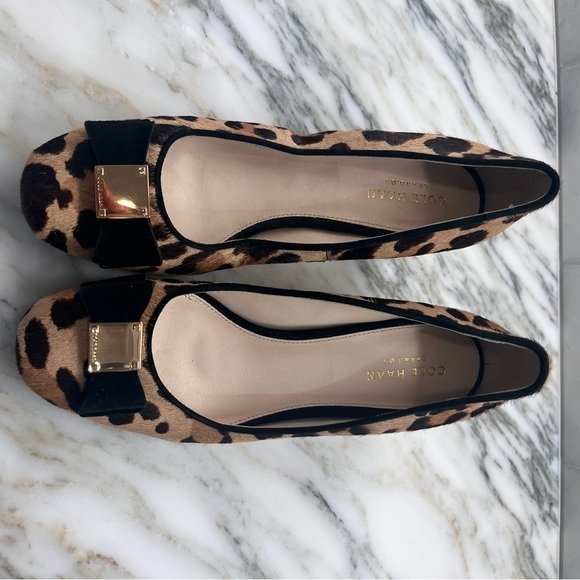 COLE Haan Women's Tali Bow Puma, Beige Leopard, Size 6.5 - Picture 5 of 10